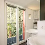 Sonnenhaus Apartamento *
