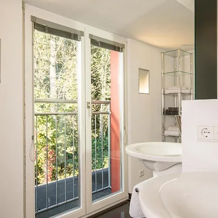 Sonnenhaus 아파트 *